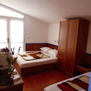 Triple Room with Balcony with Sea View - Annex 