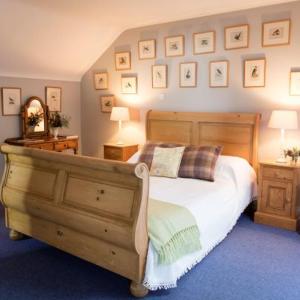 1 Bedroom Oak Courtyard Apartment