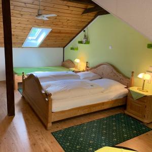 Triple Room with Private Bathroom