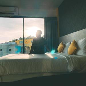Deluxe Partial Seaview Room