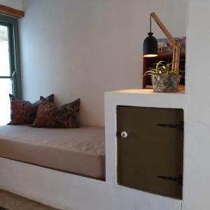 One-bedroom Apartment- Olive