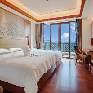 Sea View Family Suite
