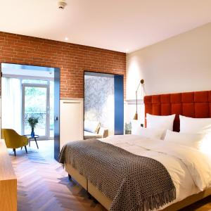 Family Suite with Garden View