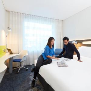 Standard King Room - Free Breakfast