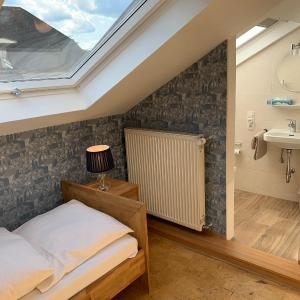 Single Room with Shower