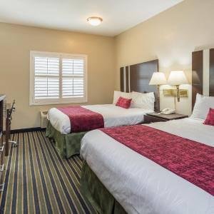 Queen Room with Two Queen Beds - Non-Smoking