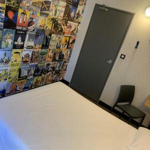 Tandem Room with Shared Bathroom and Shared WC