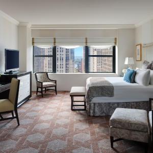 CATHEDRAL VIEW ROOM WITH KING BED