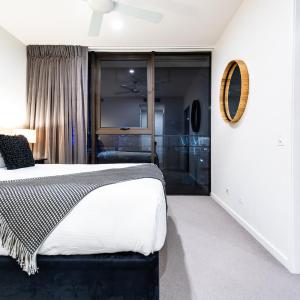 Two-Bedroom Executive Apartment with Balcony and City Views