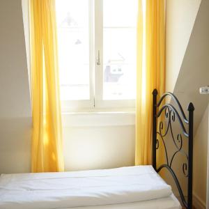 Single Room with Private Bathroom
