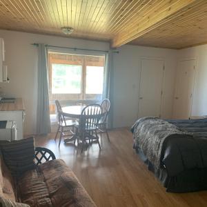 Queen Suite