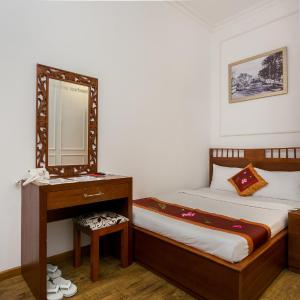 Superior Queen Room (No Window)