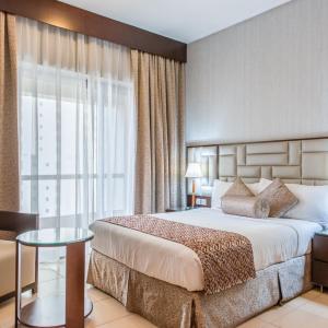Deluxe Four-Bedroom Apartment