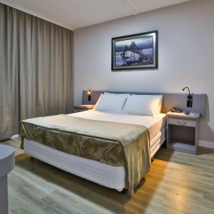 Superior Queen Suite