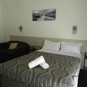 Self-Contained Queen Room