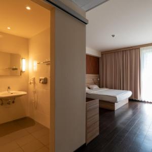 Superior King Room - Disability Access