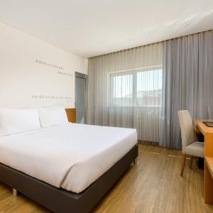Double Room - Mobility Access/Non-Smoking