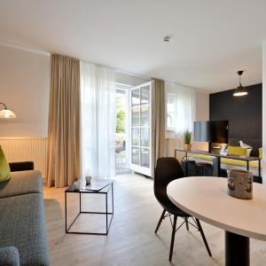 One-Room Apartment