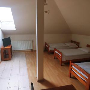 Economy Quadruple Room