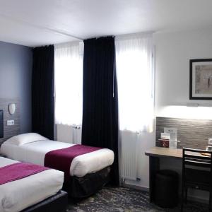Family triple room