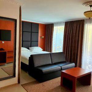 Deluxe Room with Balcony (4 star) - Annex Building