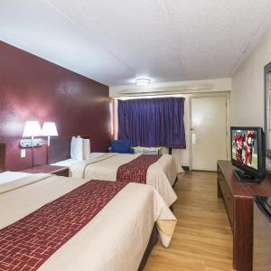Deluxe Room with Two Queen Beds Non-Smoking