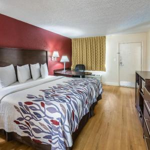 Superior King Room with Spa Bath Non-Smoking