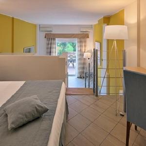 Junior Suite with Partial Sea View - Split Level