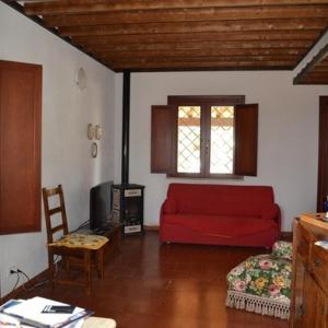 Deluxe Two-Bedroom House with Garden View
