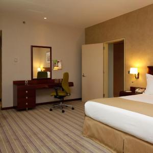 King Suite with Dining - City View