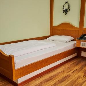 Single Room with Bathroom