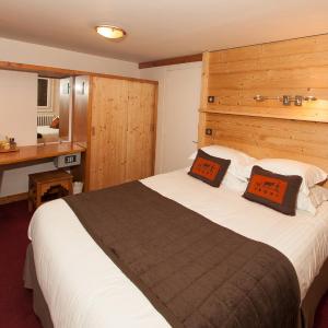 Deluxe Double Room with Bath