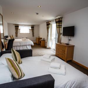 Deluxe Quadruple Room