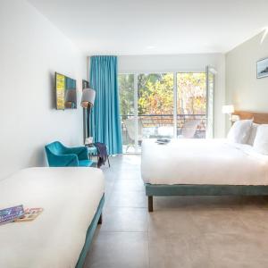 Triple Room with Terrace