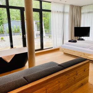 Spa corner with private sauna - panoramic view of the sunny side with terrace