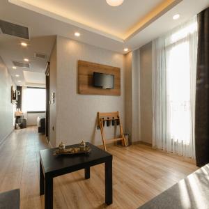 Suite with Sea View