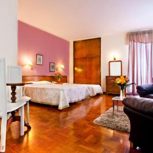 Apartment (3 Adults)