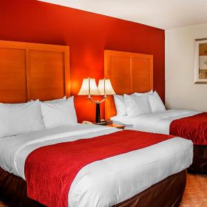 Suite with Two Double Beds - Non-Smoking
