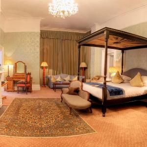 Superior King Suite with Four Poster Bed