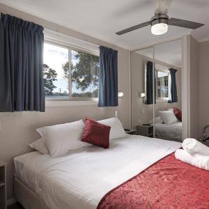 Deluxe 2 Bedroom Cabin