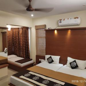 Large Double Room