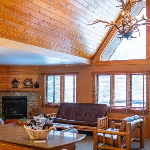 Bridal Veil Falls Suite