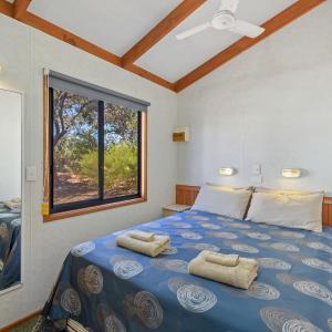 Superior 2 Bedroom Cabin - Pet Friendly