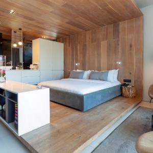 Classic Double Room with Balcony