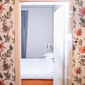 Junior Suite with Terrace and Spa Access