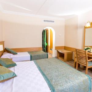 Standard Villa Double or Twin Room with Garden View