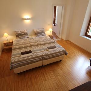 Twin Room with Private Bathroom