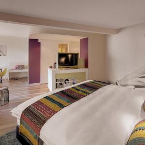 King Suite with City View