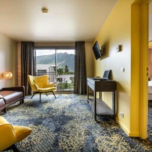 One Bedroom King Suite with Sofa Bed