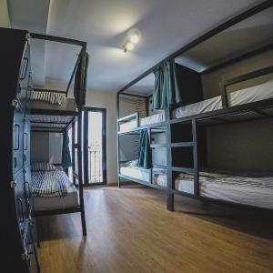 Bed in Mixed 6-Bed Dormitory Room